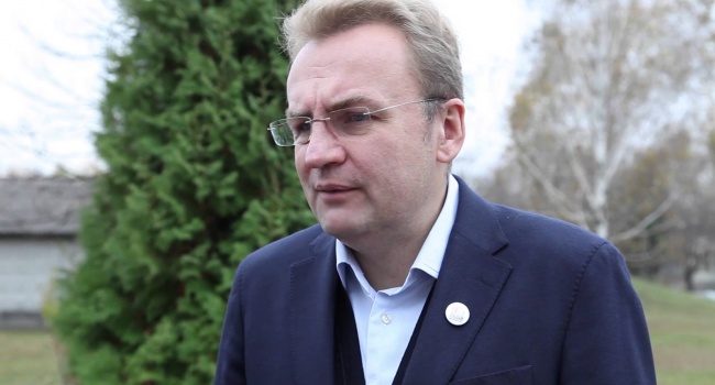Мэр Львова Садовый предложил закрыть Харьковскую ОГА Мэр Львова Садовый предложил закрыть Харьковскую ОГА