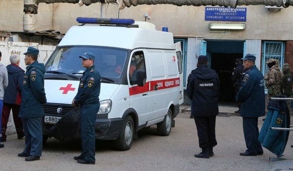 Теракт в Керчи: количество жертв продолжает расти Теракт в Керчи: количество жертв продолжает расти