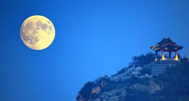 В Китае планируют запустить «штучную луну»