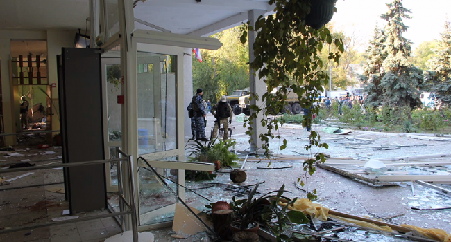 «Куча крови, люди кричали и спасались»: свидетельница побоища в Керчи рассказала о происходящем в момент теракта 
