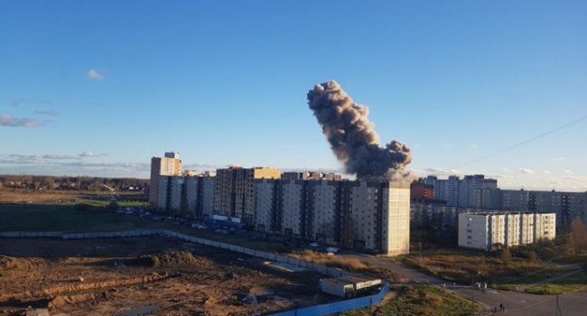 Очередное ЧП в России: на заводе по производству пиротехники прогремел мощный взрыв, есть жертвы Очередное ЧП в России: на заводе по производству пиротехники прогремел мощный взрыв, есть жертвы
