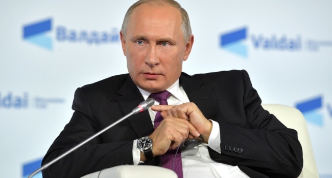 Бывший чиновник российского правительства предупредил, когда Путин нажмет на ядерную кнопку Бывший чиновник российского правительства предупредил, когда Путин нажмет на ядерную кнопку