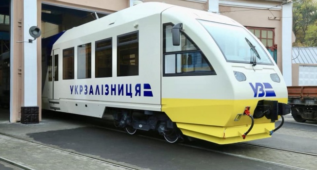 Кравцов показал поезд до аэропорта «Борисполь»