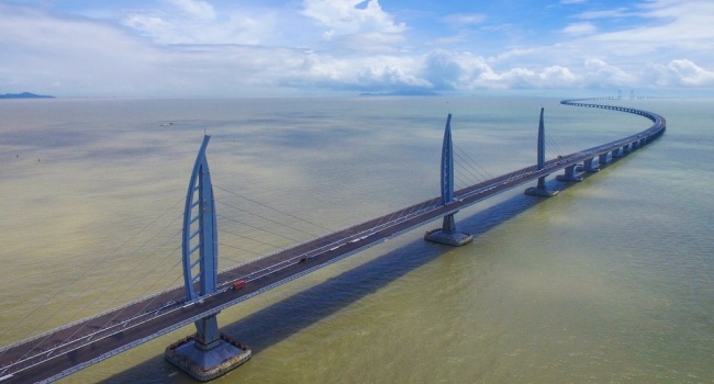 У «зрадофилов» новый повод для радости: китайцы построили самый длинный мост в мире, а вы тут байками про гиперлуп кормите
