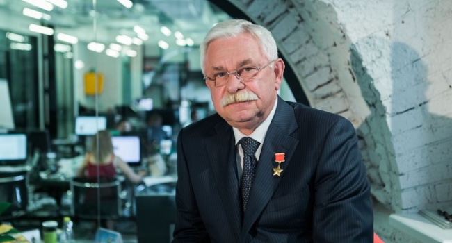 Руцкой отреагировал на заявление Горбачева о ядерной войне: «Лучше просто заткнуться этому предателю»
