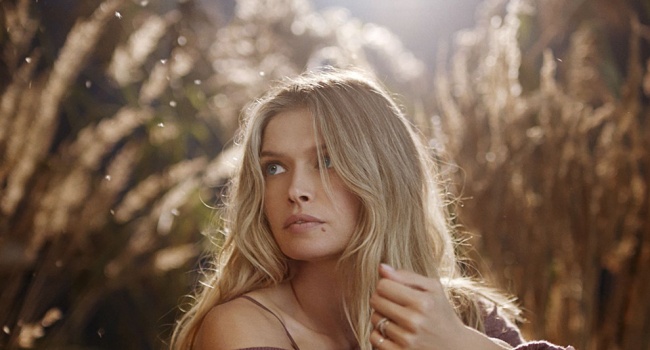 «Нашли кнопку и выключили»: Вера Брежнева отреагировала на смерть Николая Караченцова «Нашли кнопку и выключили»: Вера Брежнева отреагировала на смерть Николая Караченцова