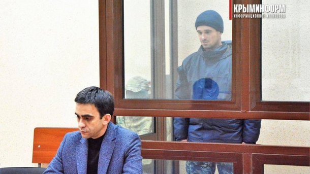 Командир захваченного в Керченском проливе «Бердянска» отказался давать показания ФСБ Командир захваченного в Керченском проливе «Бердянска» отказался давать показания ФСБ