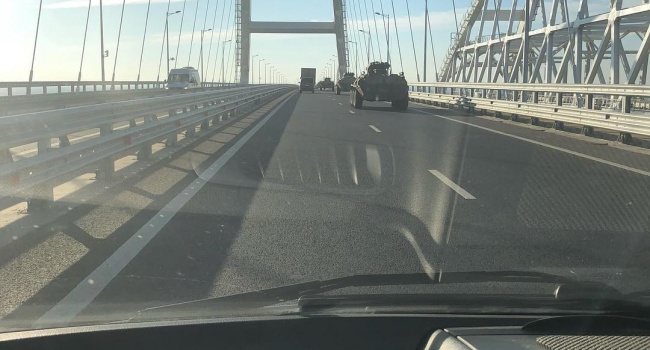 Россия перебросила колонну военной техники в Крым по Керченскому мосту, - соцсети