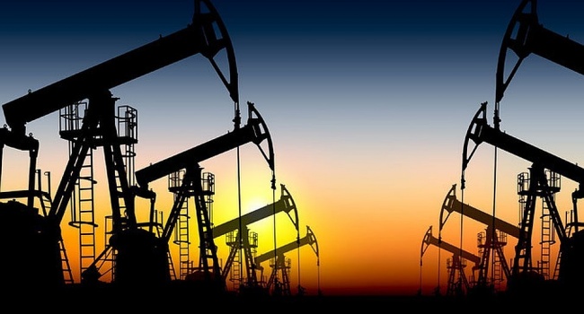 Цена на нефть продолжает снижаться