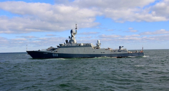 Очередной позор российского флота: новый боевой корабль Путина опозорился в Босфоре