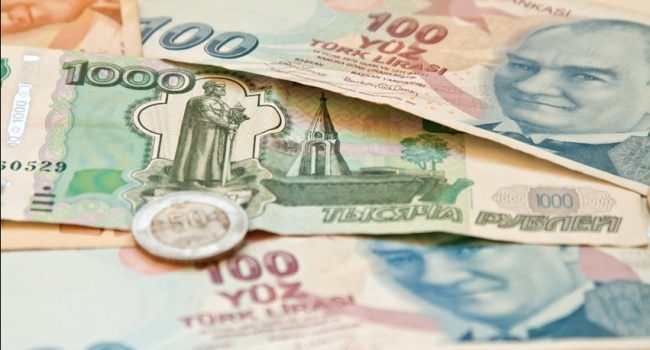 На "выборы" на Донбассе РФ выделила 100 млн рублей На "выборы" на Донбассе РФ выделила 100 млн рублей