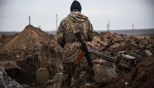 Война на Донбассе: за сутки погибли двое военных 