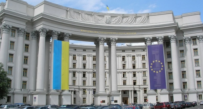 В МИД Украины прокомментировали обострение на Донбассе: России нужна война, Украина хочет мира В МИД Украины прокомментировали обострение на Донбассе: России нужна война, Украина хочет мира