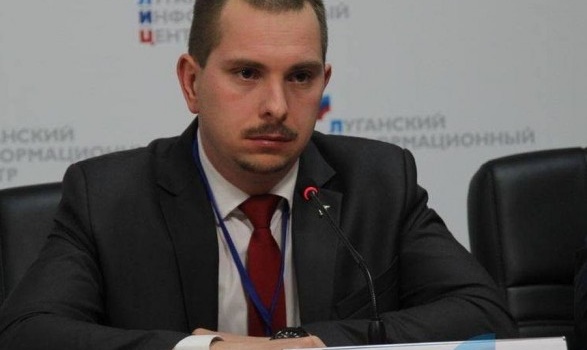 Венгерский политик из "Йоббика" наблюдал за "выборами" в ОРДЛО Венгерский политик из "Йоббика" наблюдал за "выборами" в ОРДЛО