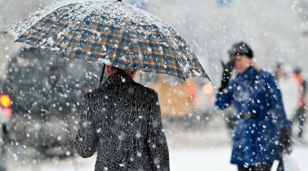Ожидается до 6 сантиметров снега: киевлян предупредили о надвигающейся непогоде 