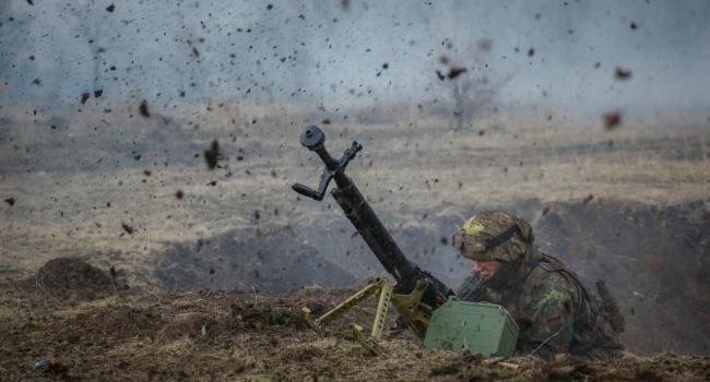 До обеда оккупанты выпустили около ста мин против украинских военных на Донбассе До обеда оккупанты выпустили около ста мин против украинских военных на Донбассе