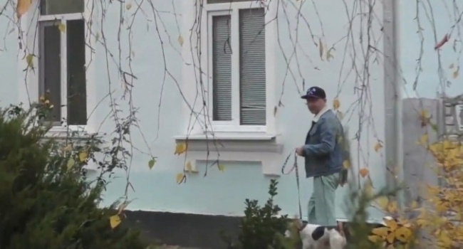 «У моей собаки паспорт лучше»: представитель оккупантов в Крыму угодил в скандал «У моей собаки паспорт лучше»: представитель оккупантов в Крыму угодил в скандал
