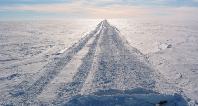 Ученые заявили об исчезновении гигантского массива льда в Антарктиде