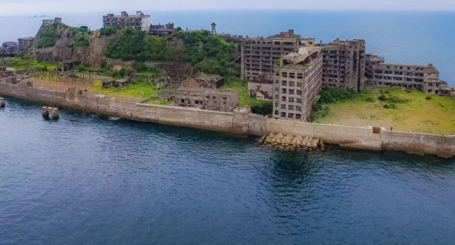 В сети показали самый густонаселенный в мире, а теперь заброшенный остров