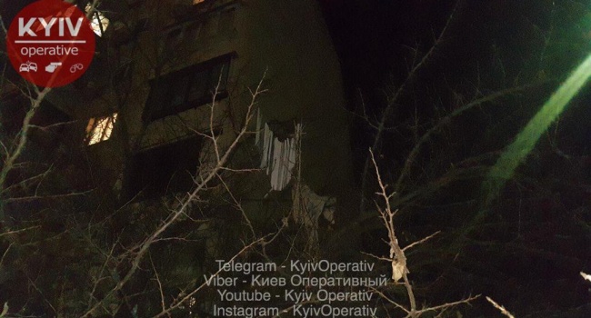 На Позняках в Киеве мужчина хотел взорвать многоэтажный дом На Позняках в Киеве мужчина хотел взорвать многоэтажный дом