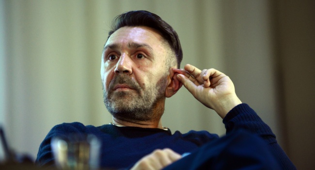 Шнуров посвятил стих Путину после его визита в аптеку Шнуров посвятил стих Путину после его визита в аптеку