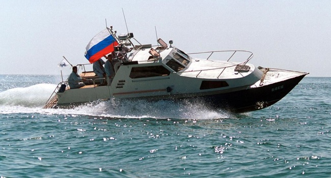 Сотрудники ФСБ задержали в Азовском море очередное украинское судно