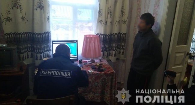 На Киевщине задержан педофил, насиловавший собственных дочерей и снимавших порно с их участием На Киевщине задержан педофил, насиловавший собственных дочерей и снимавших порно с их участием