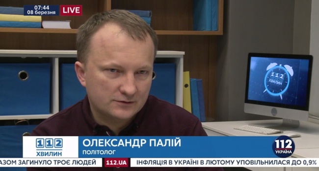 «Украина спасена от поглощения Россией»: известный историк на пальцах объяснил, почему Майдан был не зря