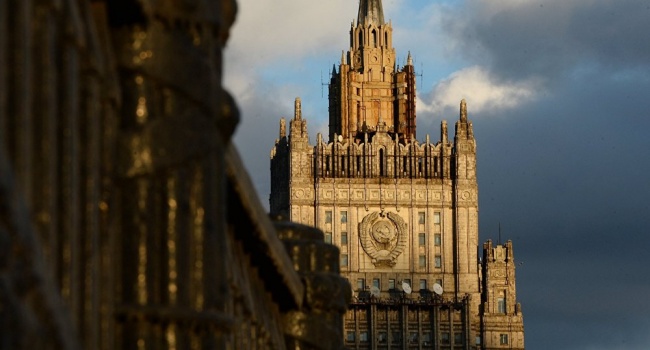 «Истерика в МИД РФ»: у Лаврова эмоционально отреагировали на британских военных в Украине