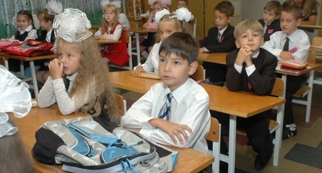 Блогер: украинская школа безнадежно устарела. Тот способ обучения, которым мы пользуемся, появился еще в царской России