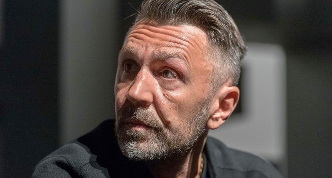 «А зачем?»: Сергей Шнуров рассказал, почему не ездит на гастроли в Украину «А зачем?»: Сергей Шнуров рассказал, почему не ездит на гастроли в Украину