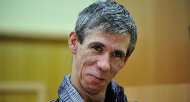 Скандальный Алексей Панин довел до слез собственную дочь Скандальный Алексей Панин довел до слез собственную дочь