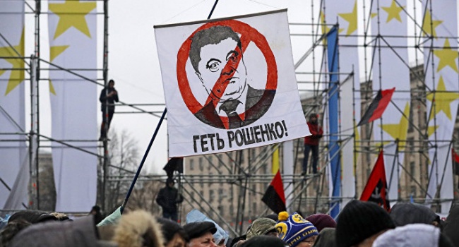 Блогер: часть украинцев за 5 лет кремлевской пропаганды превратилась в рабов Блогер: часть украинцев за 5 лет кремлевской пропаганды превратилась в рабов