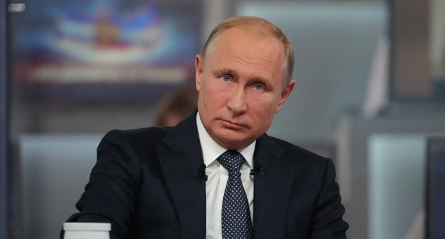 Эксперт: Путин не боится переворота в России Эксперт: Путин не боится переворота в России