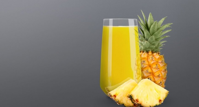 Учёные рассказали о пользе ананасового сока