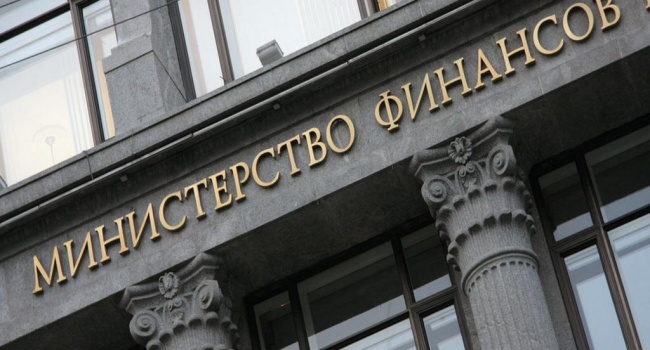 Введение военного положения не повлияло на доходы госбюджета – Минфин Введение военного положения не повлияло на доходы госбюджета – Минфин