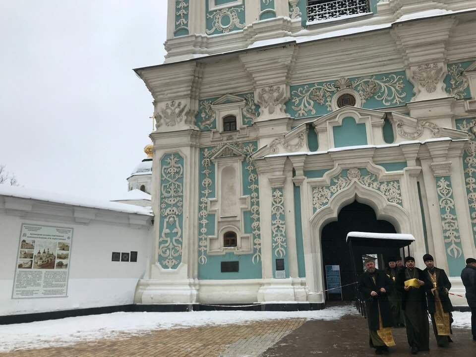 «Рождается история»: в Киеве начинается Объединительный Собор