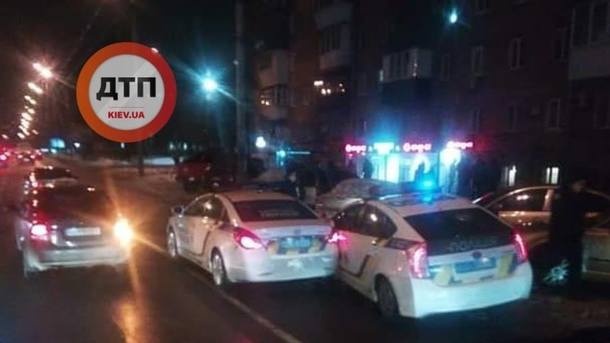 В столице Украины столкнулись две патрульные машины