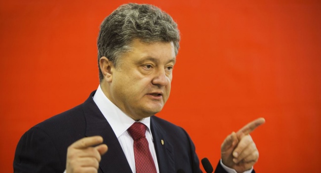 Порошенко заявил о планах России захватить Мариуполь и Бердянск Порошенко заявил о планах России захватить Мариуполь и Бердянск