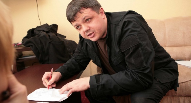 Скандальный Семенченко, пользуясь диппаспортом, от имени Украины выступал не только Грузии, но и Афганистане с Ираком Скандальный Семенченко, пользуясь диппаспортом, от имени Украины выступал не только Грузии, но и Афганистане с Ираком