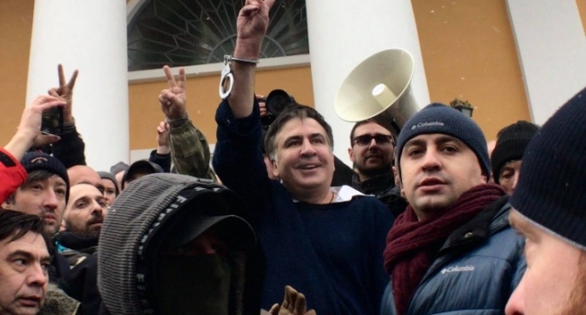 Блогер: Саакашвили встречался с Семенченко в Польше и лично просил подебоширить в Грузии после выборов Блогер: Саакашвили встречался с Семенченко в Польше и лично просил подебоширить в Грузии после выборов