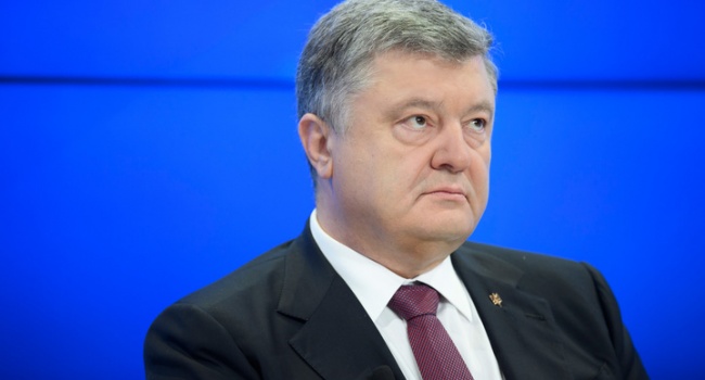 Порошенко собирается встретиться с родными плененных моряков Порошенко собирается встретиться с родными плененных моряков