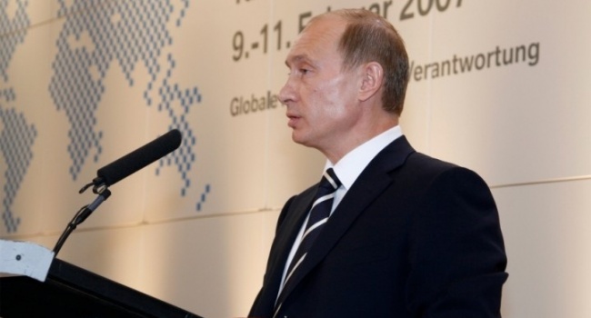 Российский блогер: Путина нужно было осадить еще 10 лет назад в Мюнхене, но Запад смолчал Российский блогер: Путина нужно было осадить еще 10 лет назад в Мюнхене, но Запад смолчал