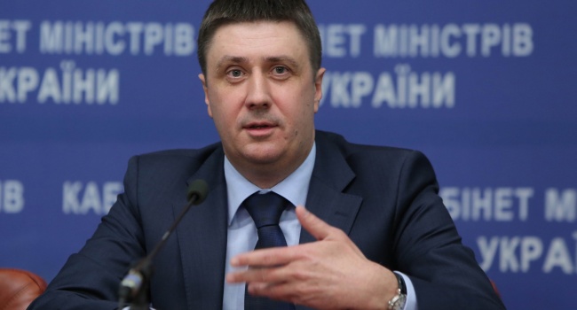 Штрафы и лишение лицензий: Кириленко рассказал, какие меры будут применены к украинским телеканалам, которые будут транслировать на Новый год запрещенных артистов 