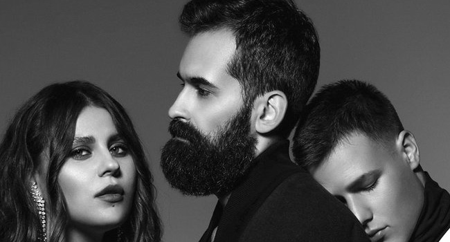 Группе KAZKA вручили заочную награду в России Группе KAZKA вручили заочную награду в России