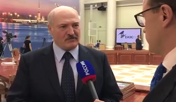 «Очень бурное было объяснение – Вам лучше не слышать этого»: Лукашенко рассказал, как извинялся перед хозяином-Путиным «Очень бурное было объяснение – Вам лучше не слышать этого»: Лукашенко рассказал, как извинялся перед хозяином-Путиным