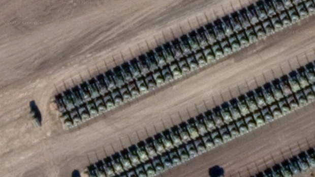 РФ стянула к украинской границе сотни танков