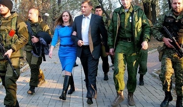 «Грабила вместе с мужем»: вдова Захарченко угодила в громкий скандал
