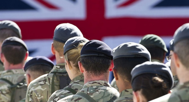Великобритания усиливает военное присутствие в Прибалтике