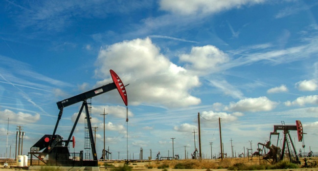 Нефть не торопится дорожать после решения ОПЕК